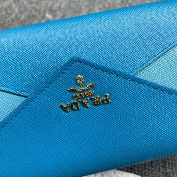 100% Authentic Prada Envelope Wallet on Strap Bag - Picture 3 of 10